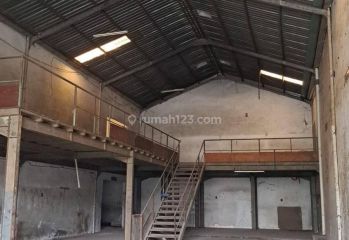 Siap pakai Gudang Gandeng 2 unit di Pergudangan Kosambi Permai blok D, Jalan & 2