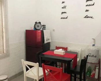 DIJUAL RUGI RUMAH DI CIBINONG (SEMI FURNIS) 3 KAMAR TIDUR