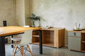 Sewa Studio Private dengan Pemandangan Danau