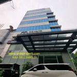 thumbnail-gedung-kantor-pinggir-jalan-wolter-mongonsidi-jakarta-selatan-bagus-6