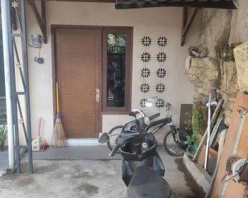 Disewakan rumah murah meriah 12jt/th