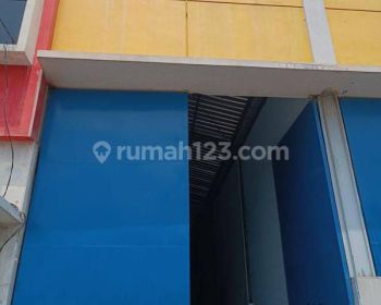 Gudang Serbaguna plus kantor siap pakai di dekat Bandara