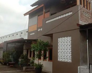 Rumah 2 lantai di Gamping