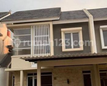 Rumah Dalam Cluster di Metland Transyogi