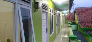 Di jual kontrakan 14 kamar berikut rumah + kios di cikarang utara