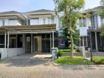 thumbnail-disewakan-rumah-furnish-di-royal-residence-wiyung-0