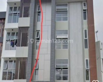 Ruko Baru di Tanjung Duren
4,5 lantai Jalan 2 Mobil