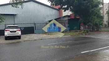 Gudang di Jl Raya Pemda - Tigaraksa Tangerang.