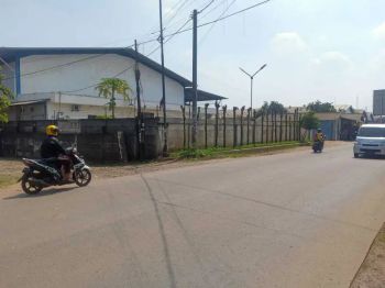 Gudang besar jl raya legok tangerang
