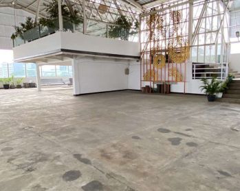 Hotel + Resto Aktif di Tengah Kota Bandung