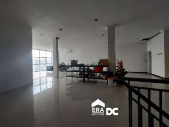 Ruko Besar 3 Lantai Ex Resto Dekat Undip Tembalang Semarang