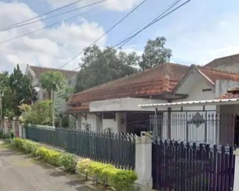 DI JUAL RUMAH HITUNG TANAH LOKASI JL KALPATARU SUHAT