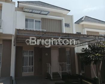 KAN RUMAH PARAMOUNT VILLAGE SIMONGAN 2 LANTAI BAGUS SIAP HUNI DEKAT PUSAT KOTA