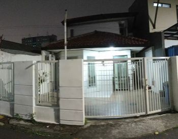 Rumaj Kost 8 kamar di daerah Cikoko