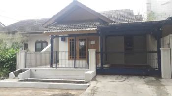 Dikontrakkan per Tahun Rumah Lokasi Bukit Permata Indah Cimahi