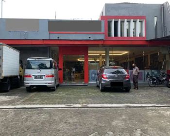 Tempat usaha di Lebak Bulus Raya, lokasi sangat strategis di Jaksel.