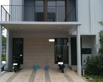SS2498-DISEWAKAN !! Rumah Bagus Siap Huni di JGC Cluster Anthia
