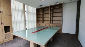 Sewa Kantor Plaza Mutiara 277 m2 Partisi Mega Kuningan Jakarta Selatan