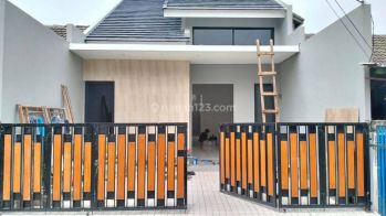Rumah Minimalis Moderen Hook Di Griya Loka