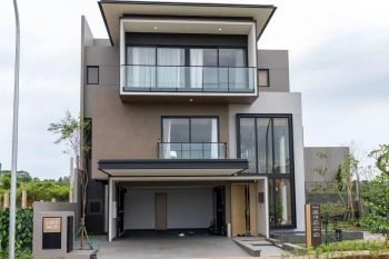 Dijual Rumah Mewah 16Man di Layton BSD