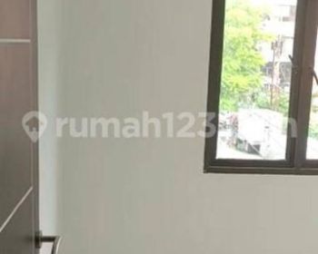 Rumah Baru Aks Motor Lt 22 M2 di Johar Baru , Jakarta Pusat Murah