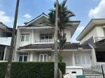 thumbnail-sewa-rumah-di-taman-cendana-golf-lippo-0