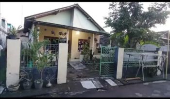 Jual rumah lokasi jajar dekat kantor DPRD luas 147m harga 450jt nego