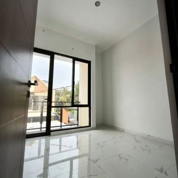 DP 40 Juta Rumah 2 Lantai 5 Menit ke Toll Cibubur di Kranggan Bekasi