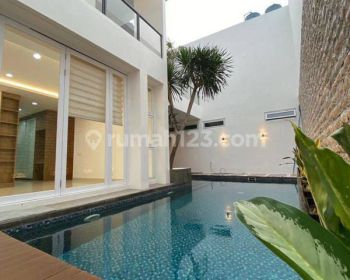 Rumah Modern 4 Kamar Sewa Di Area Pondok Indah Kondisi Istimewa