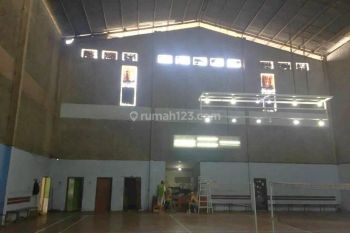 Gedung Olah Raga Dijual di Sayap Soekarno Hatta