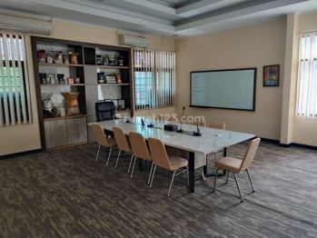Rumah Ex Resto Dan Kantor 2 Lantai Siap Pakai Di Gatsu, Bdg