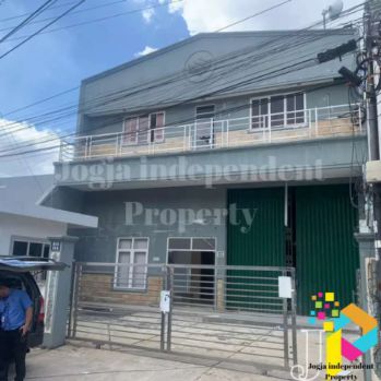 Disewakan gedung kantor 2 lantai lokasi depok sleman