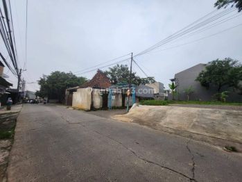 Pinggir Jalan Dekat Kantor Kecamatan Cilodong Cocok Bangun Ruko