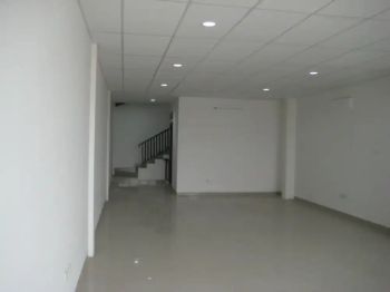 Di Sewakan Ruko Gandeng 3½ Lantai, Di Jatiasih, Bekasi