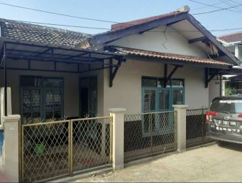 Muraah, BU! Rumah dalam komplek tanah luas dkt akses tol Buahbatu