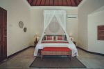 thumbnail-sewa-harian-villa-modern-1-kamar-di-sanur-bali-bvi48481-2