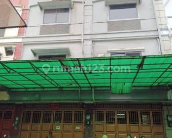 Ruko Gandeng Tambora, 4lt