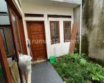 thumbnail-di-jual-rumah-2-lantai-pinggir-jalan-raya-ledug-1