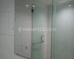 thumbnail-apartemen-furnish-2br-waterplace-surabaya-strategis-liea101-2