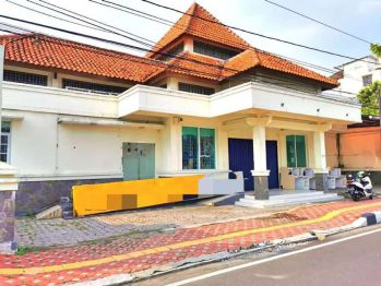 Sewa Kantor slamet riyadi solo luas 458m