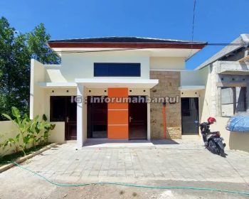 Rumah di Jalan Bantul Km 8 Pendowoharjo Sewon dekat Kota Jogja