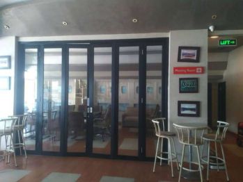 GUEST HOUSE GARUDA,Jl. KH.Ahmad Dahlan Petir cipondoh Tangerang