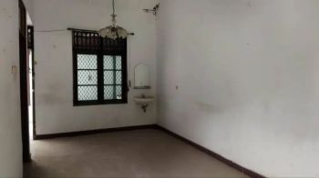 Disewakan Murah Rumah Siap Huni di Kemang Pratama 2 Bekasi