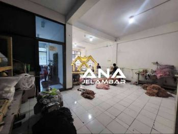 ANA Ruko gandeng ukuran 8x20m di jelambar