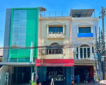 Ruko 3,5 lantai di Jalan Raya Kalirungkut Area komersil untuk industri