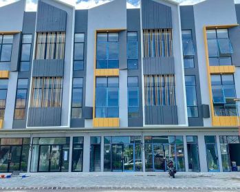 Disewakan Ruko lantai 1 Eastern Park A16 depan Sukolilo Dian Regency 2