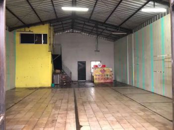 Jual Gudang Masih Tersewa Lama Cocok Untuk Investor Sewa.