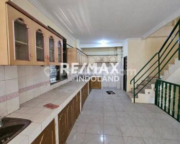 Di Sewakan Ruko Strategis Pinggir Jalan Jakarta Utara