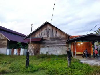 Dijual Tanah Beserta Bangunan