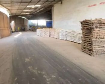 Dijual gudang besar area industri lokasi temanggung